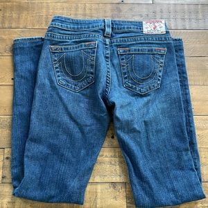 Women’s True Religion distressed skinny jeans size 28